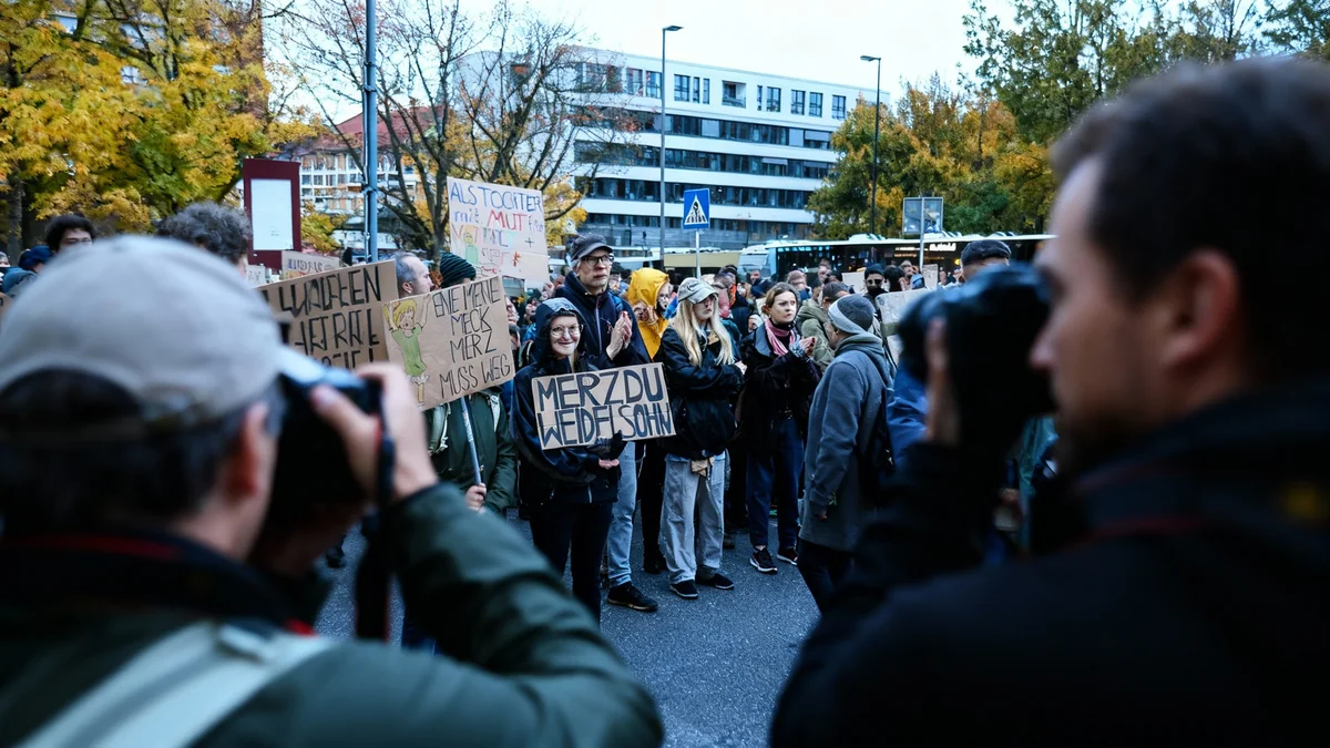 Tausende demonstrieren in Köln gegen Merz-Äußerungen