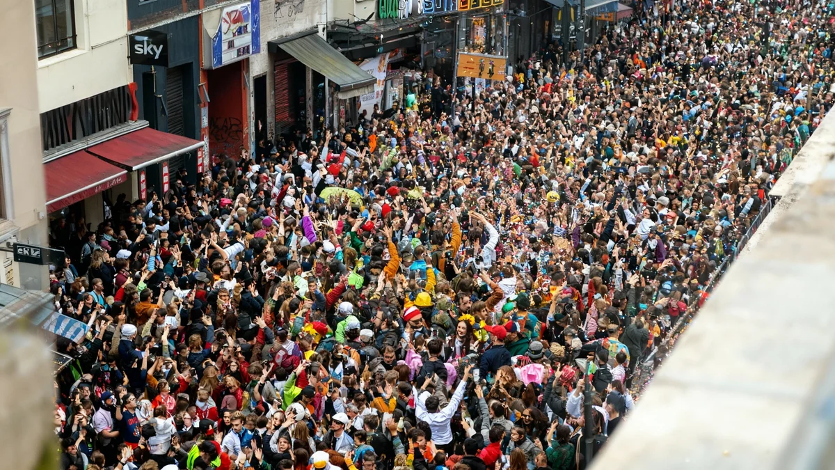 Sicherheit beim Karneval: Stadt Köln verbietet Drohnen am 11.11.