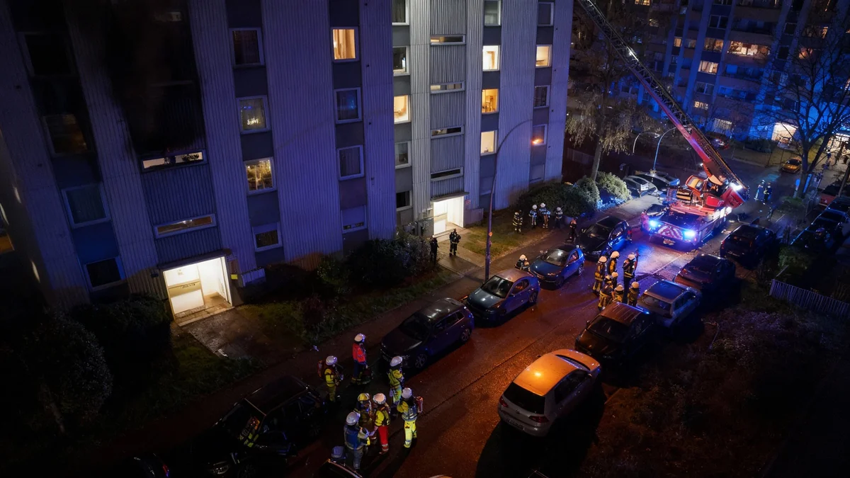 Wohnungsbrand in Köln-Porz: Sieben Verletzte